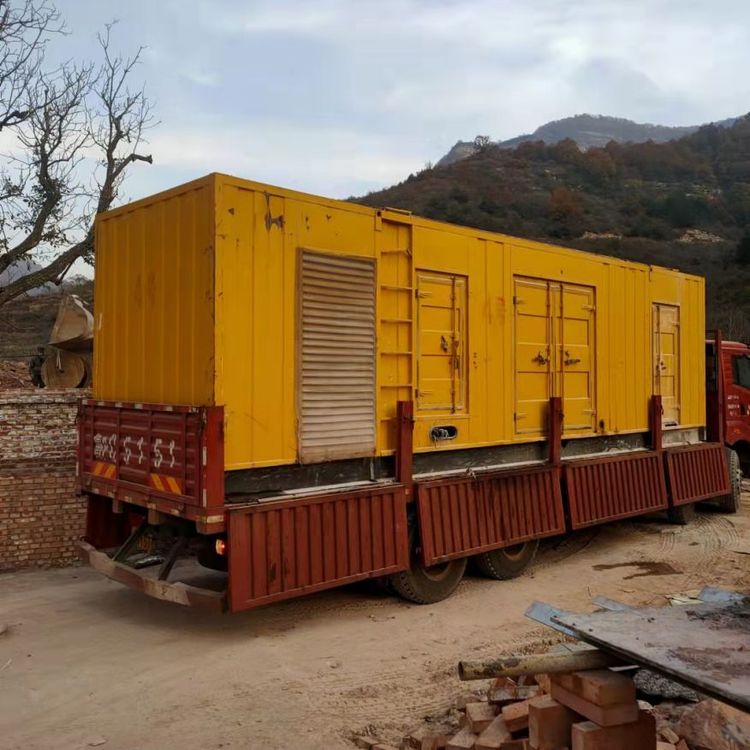 芦淞200kW 发电机组在带电阻性负载时，输出功率会受到哪些因素的影响？